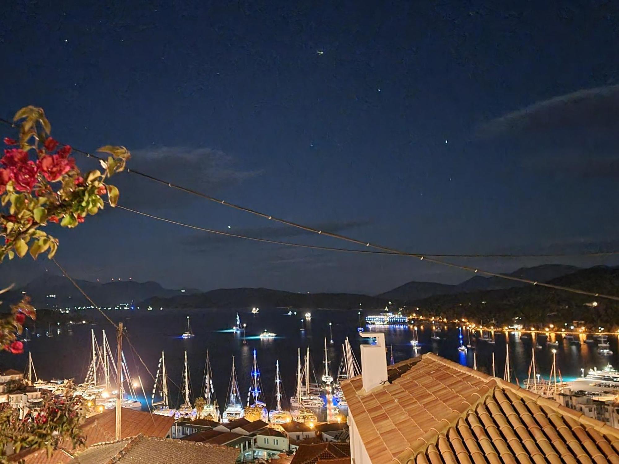 Panoramic View Apartment Poros Town Exterior photo
